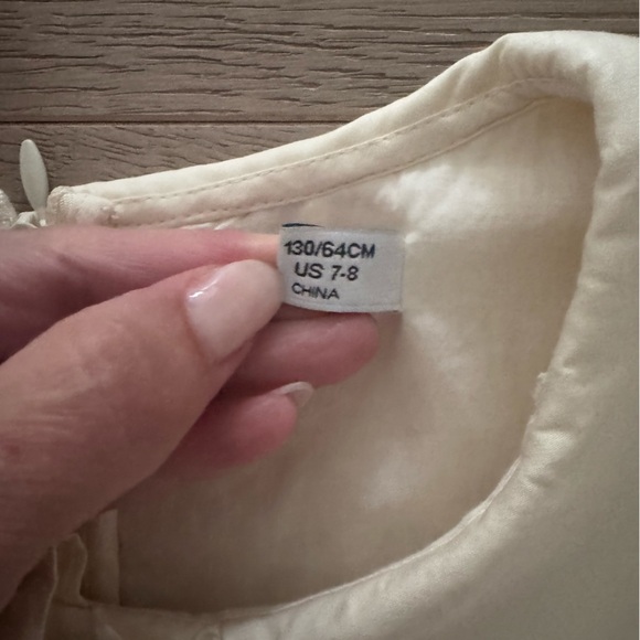 SELF-PORTRAIT Girls Embellished guipure lace dress
Cream color size 7-8 - Picture 5 of 13